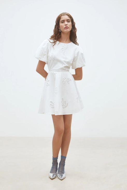 Φόρεμα μίνι Celest Suncoo Paris S26C03263 λευκό