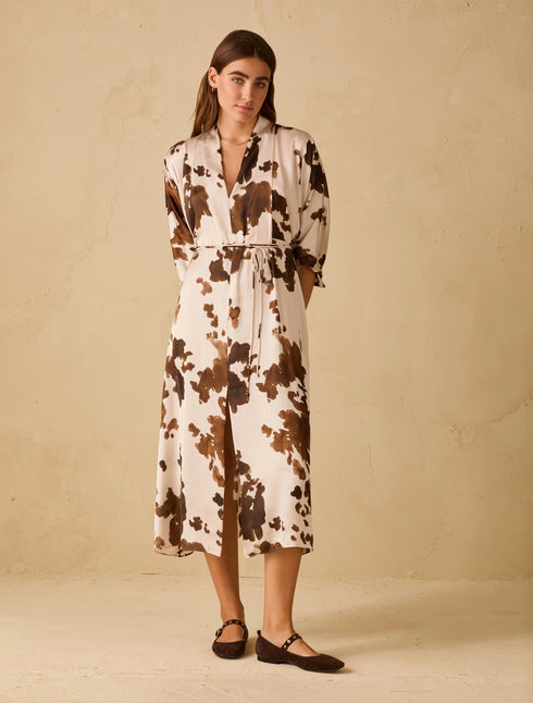 Φόρεμα σατέν PBBBOARIO Penny Black 1221166302001 εκρού/καφέ