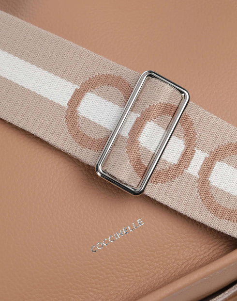 Τσάντα ώμου/χιαστί Raquel Coccinelle E1 SQ0 23 01 01 300 μπεζ