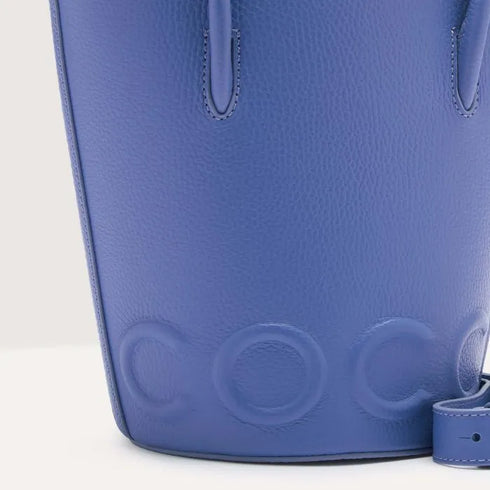 Τσάντα tote/χιαστί Myrtha Coccinelle E1QBB230101_B36 μπλε