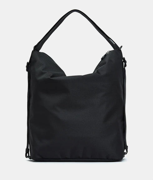 Τσάντα ώμου/σακίδιο πλάτης MD20 Mandarina Duck P10QMT09-651 μαύρο