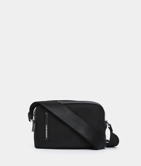 Τσάντα ώμου/χιαστί Mandarina Duck Hunter P10VCT02-651 μαύρο