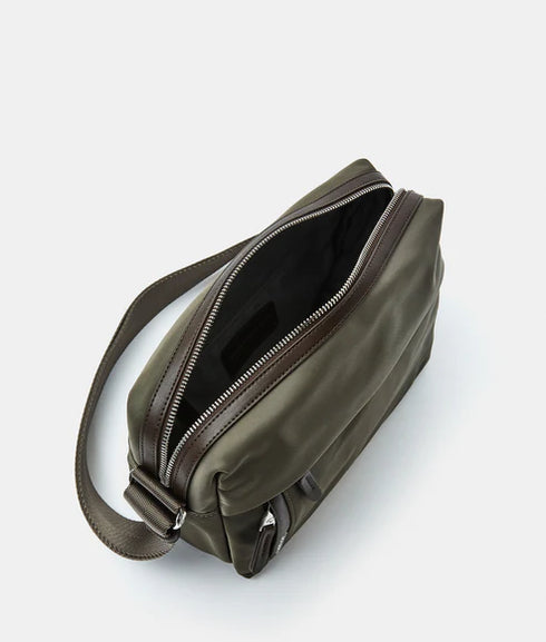 Τσάντα ώμου/χιαστί Mandarina Duck Hunter P10VCT19-024 λαδί