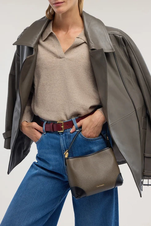 Τσάντα tote/χιαστί δερμάτινη Piazza mini Trussardi WBB13M05 λαδί/μαύρο