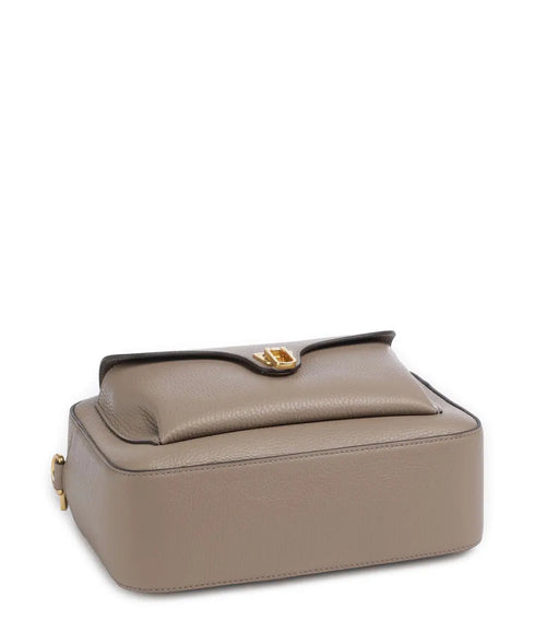 Τσάντα ώμου/χιαστί Beat Coccinelle E1 NOF 15 06 01 N89 πούρο